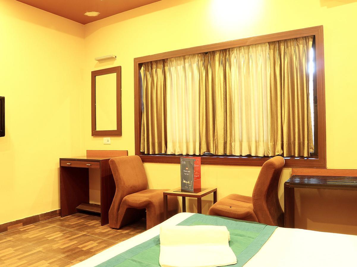 Hotel Trimoorti Calcutta Exterior foto